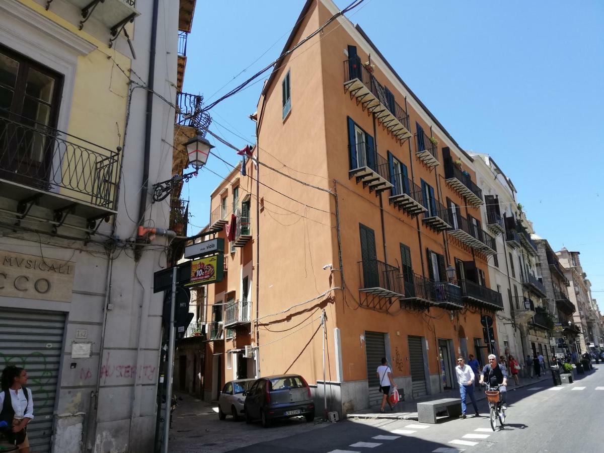 La Casetta Da.Lu. Palermo Bagian luar foto